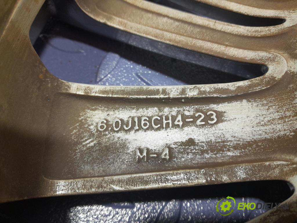 Peugeot 208 2016 Ráfky Hlinikové: 9808137577