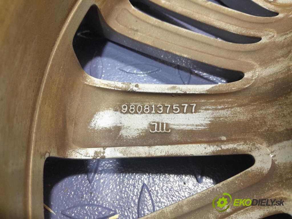 Peugeot 208 2016 Ráfky Hlinikové: 9808137577