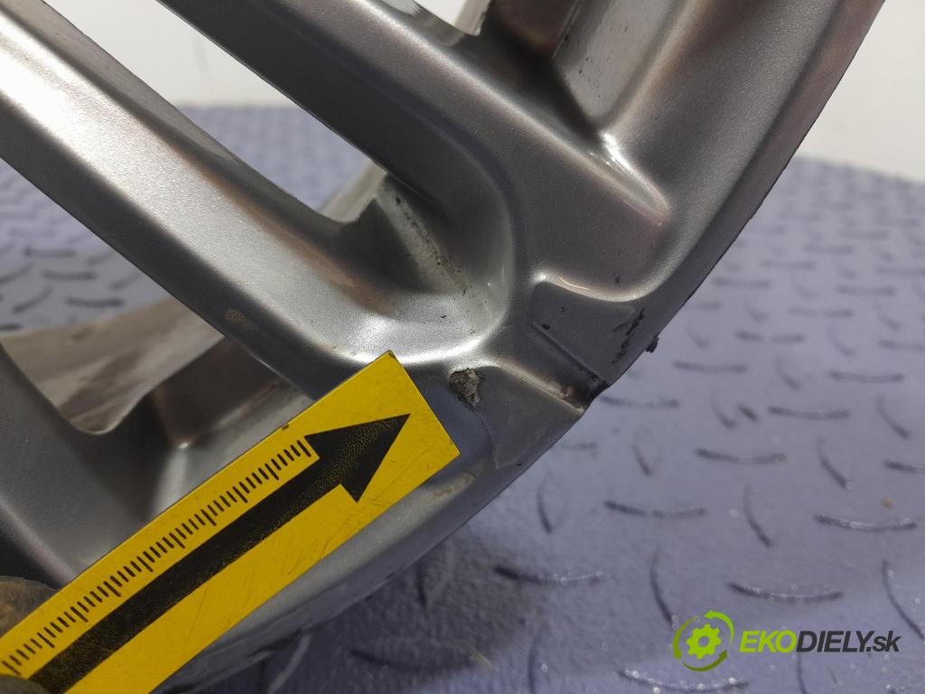 Peugeot 208 2016 Ráfky Hlinikové: 9808137577