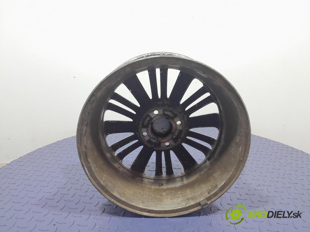 Peugeot 208 2016 Ráfky Hlinikové: 9808137577