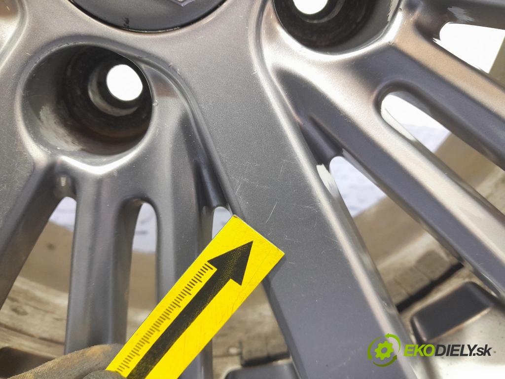 Peugeot 208 2016 Ráfky Hlinikové: 9808137577