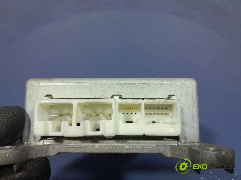 Toyota Aygo 2006 řídící jednotka 89650-0H030