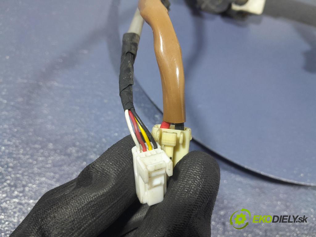 Toyota Aygo 2006 Sloupek volantu x 45250-0H010-00