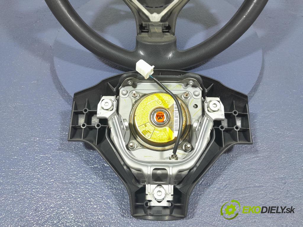 Toyota Aygo 2006 volant GS120-01840