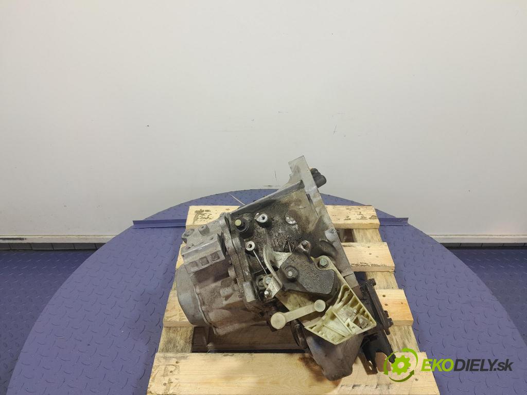 Peugeot 208 2016 převodovka Ozubené kola: Manualna 20ET47