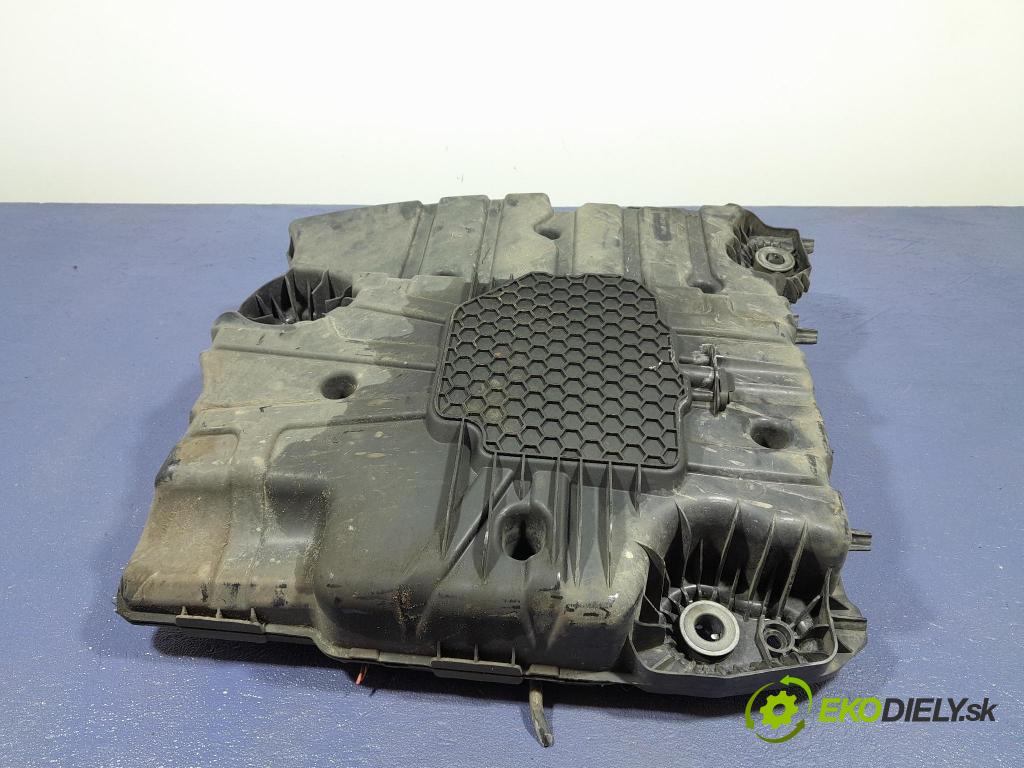 Peugeot 208 2016 Nádrž: AdBlue 9812914780