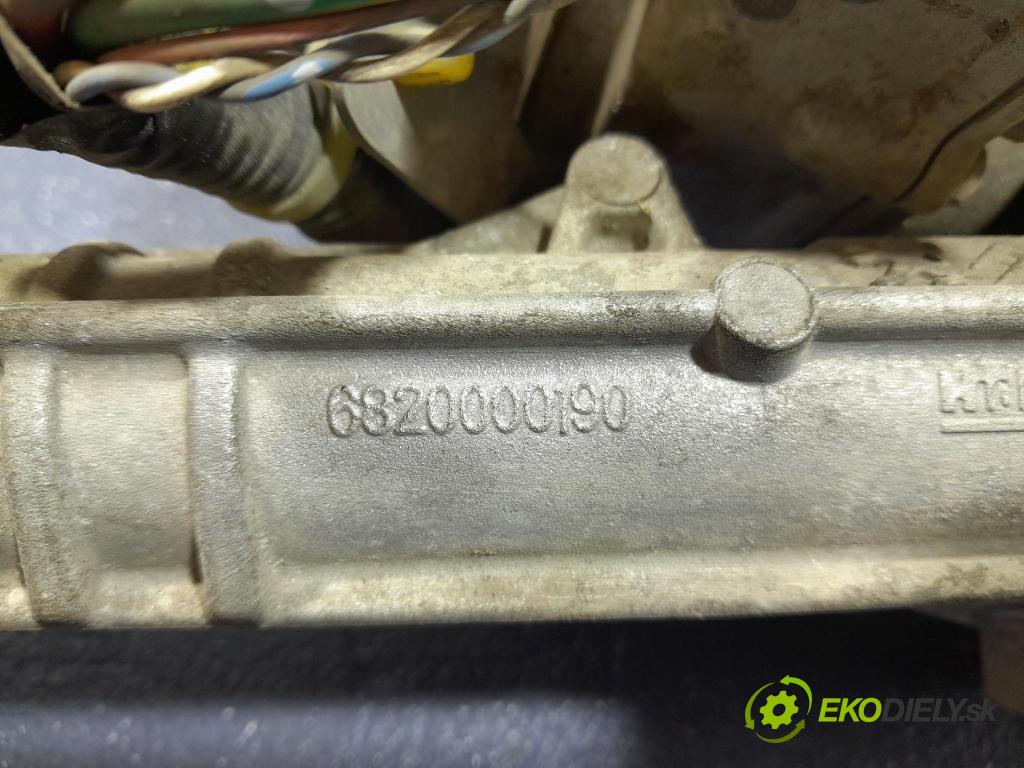 Peugeot 208 2016 řízení volantu 6820000190