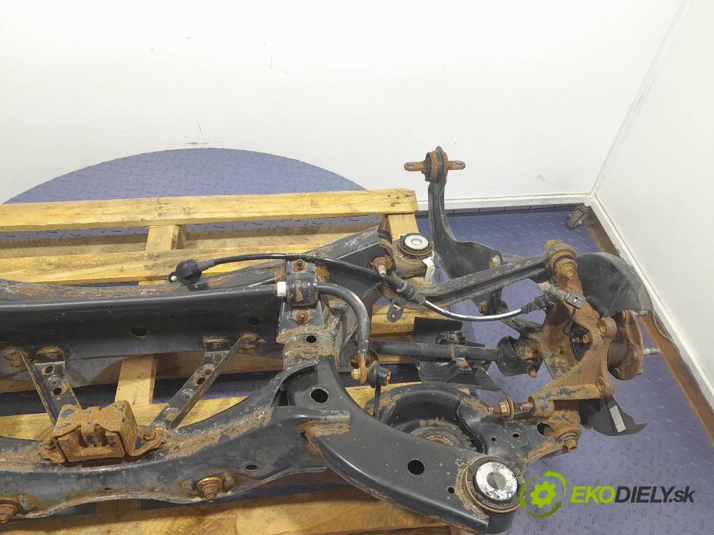 Mazda Cx-5 2017 výztuha Pozastavenia: Zad: