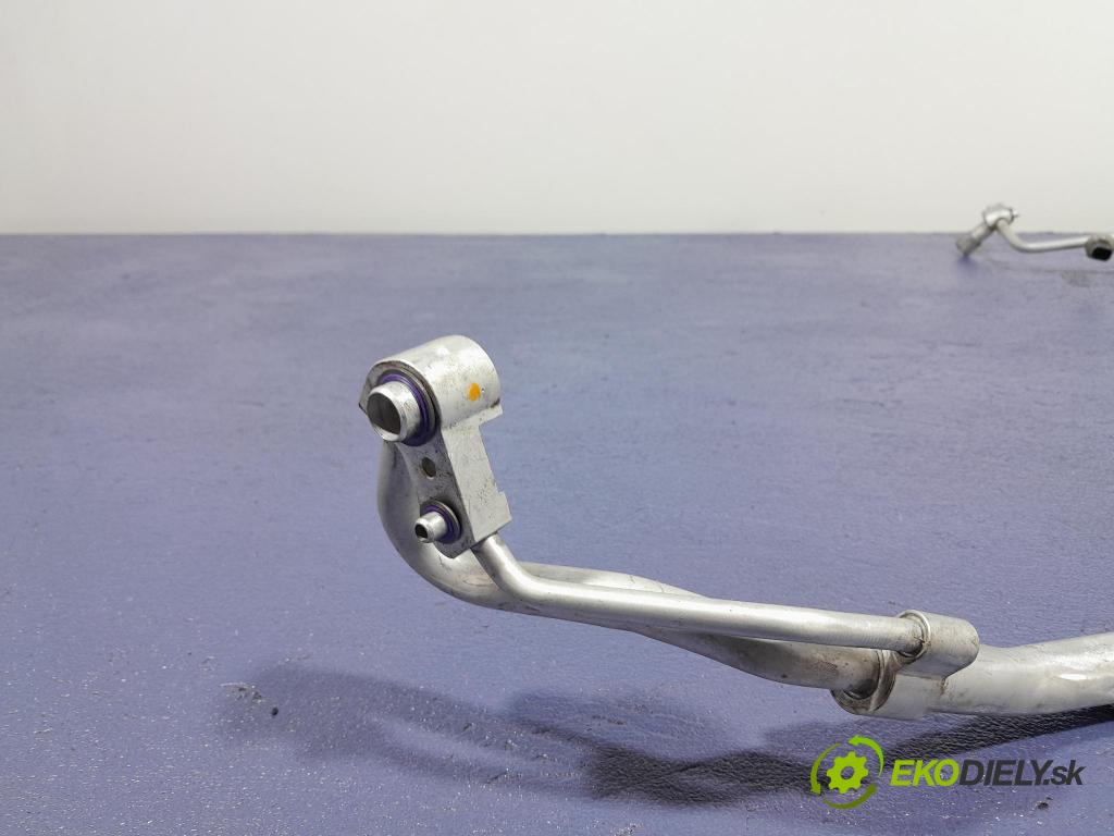 Bmw X5 2020 trubka Klimatizace: 9496579