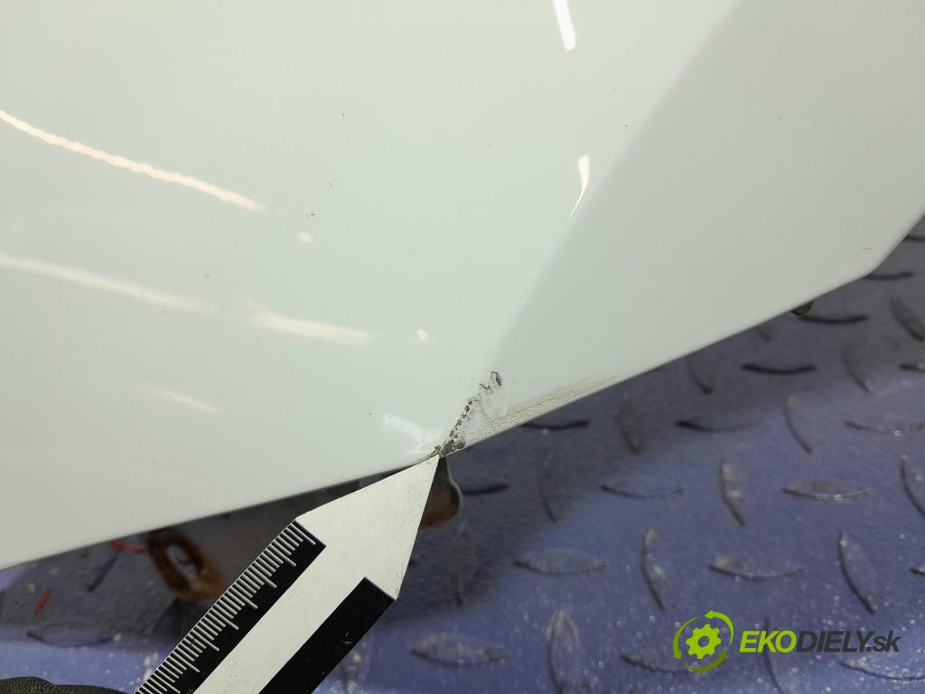 Skoda Octavia 2017 blatník Predné Vľavo: