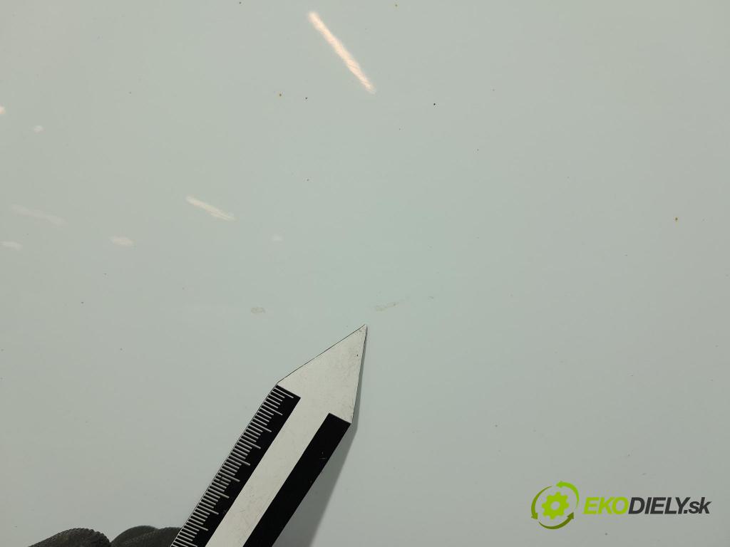 Skoda Octavia 2017 dvere Predné Vľavo: