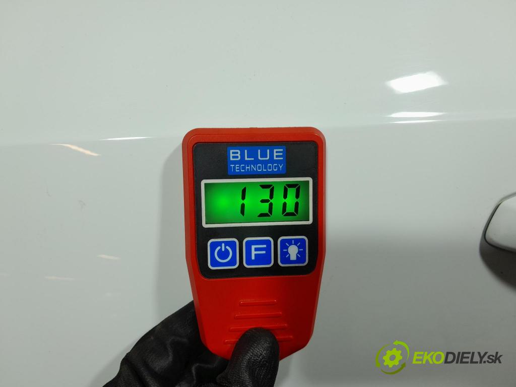 Skoda Octavia 2017 dvere Predné Vľavo: