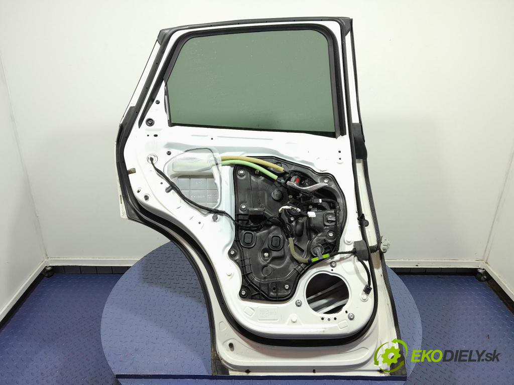 Mazda Cx-5 2017 dveře Zad: Vlevo, odjet: 