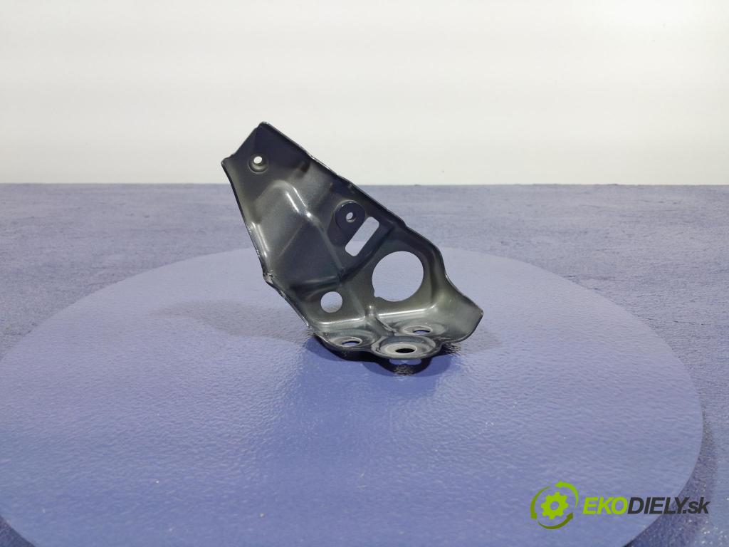 Bmw X5 2020 blatník Predné v pravo: 7418216