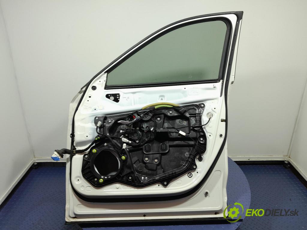 Mazda Cx-5 2017 dveře před prave 