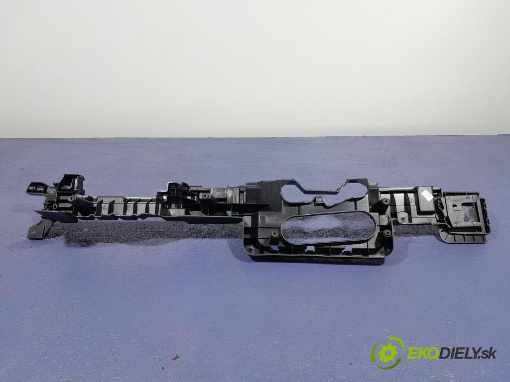 Bmw X5 2020 lišta kufra: 7438236