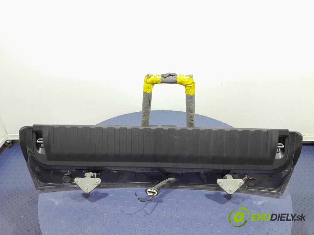 Bmw X5 2020 zadní dveře kufra: kufr 