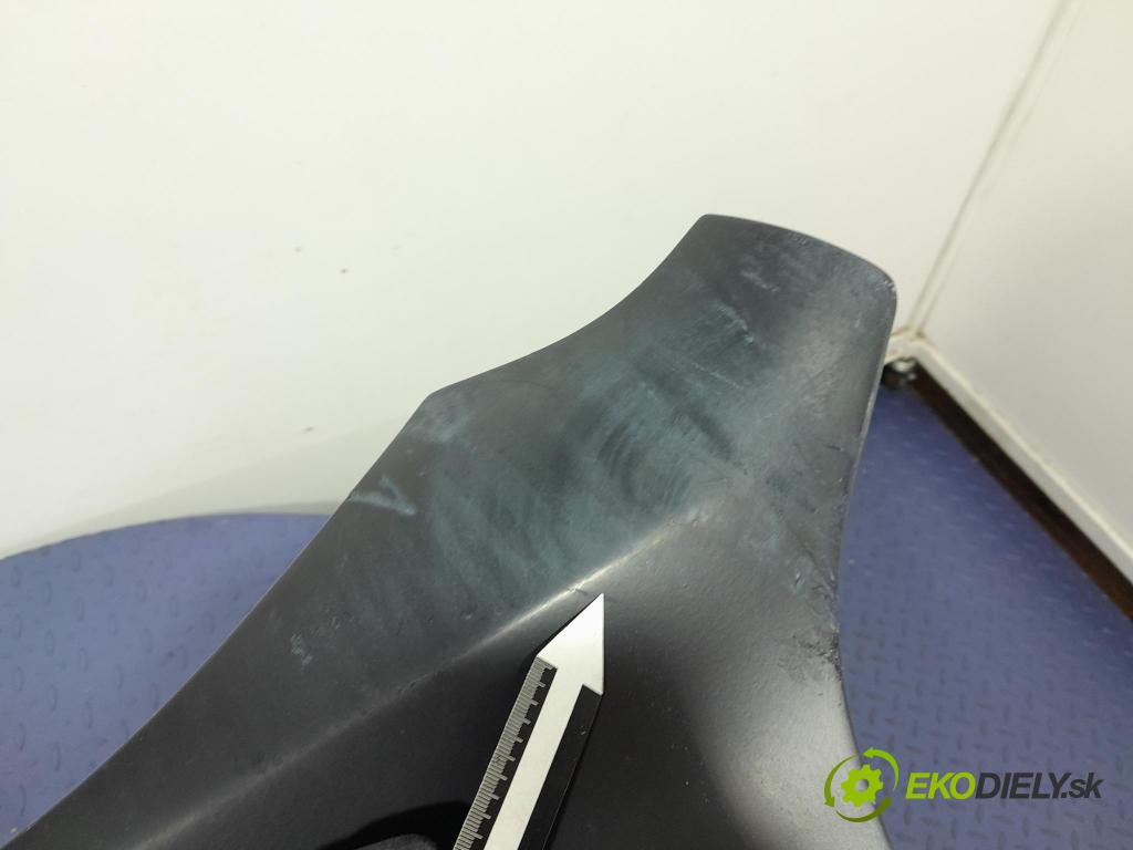 Bmw X5 2020 blatník Predné Vľavo: