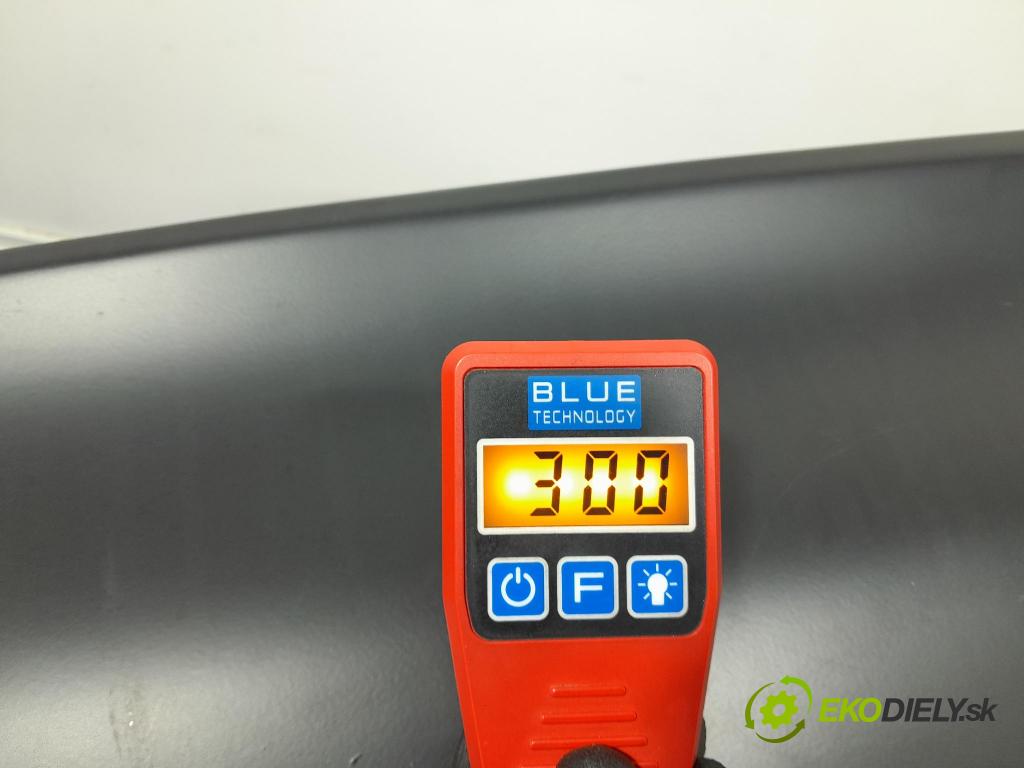 Bmw X5 2020 blatnik před Levý: 