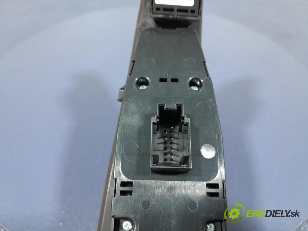 Bmw X5 2020 Přepínač Sklenka: 6832729