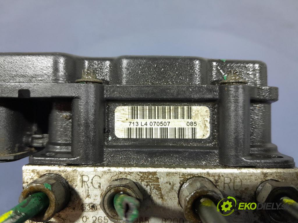 Renault Clio 2007 čerpadlo ABS x 8200661044