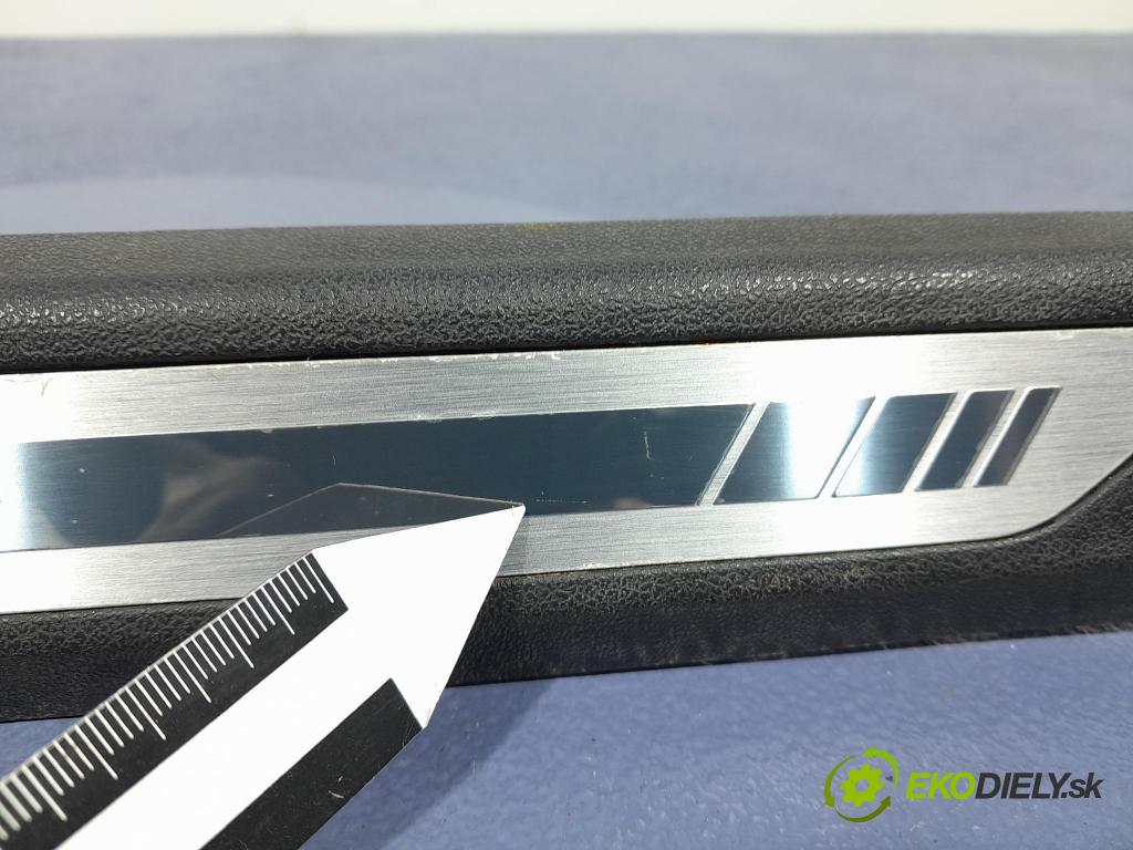 Bmw X5 2020 kryt Plast: Interiéry: 7434239