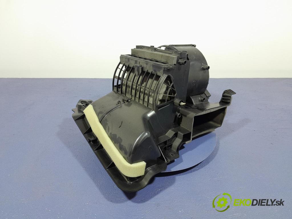 Mazda Cx-5 2017 ventilátor Vzduch: HB011KB8A