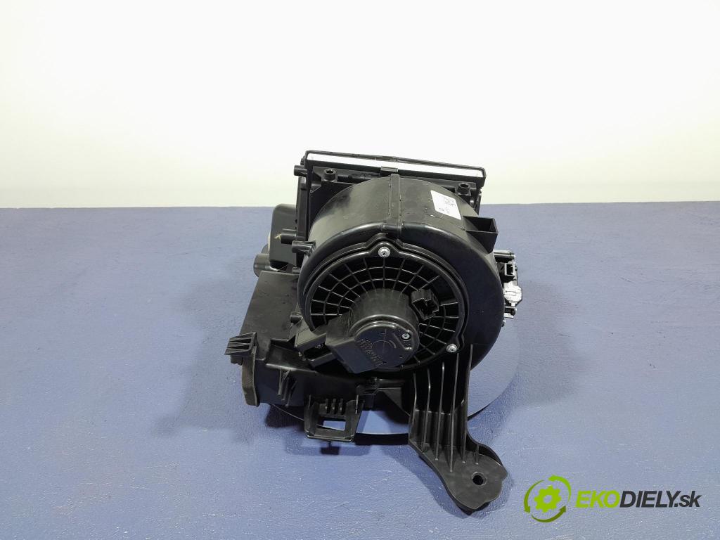 Mazda Cx-5 2017 ventilátor Vzduch: HB011KB8A