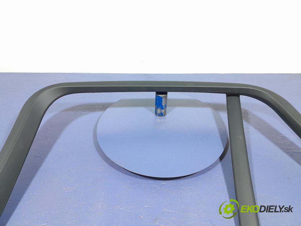 Bmw X5 2020 kryt Plast: Interiéry: