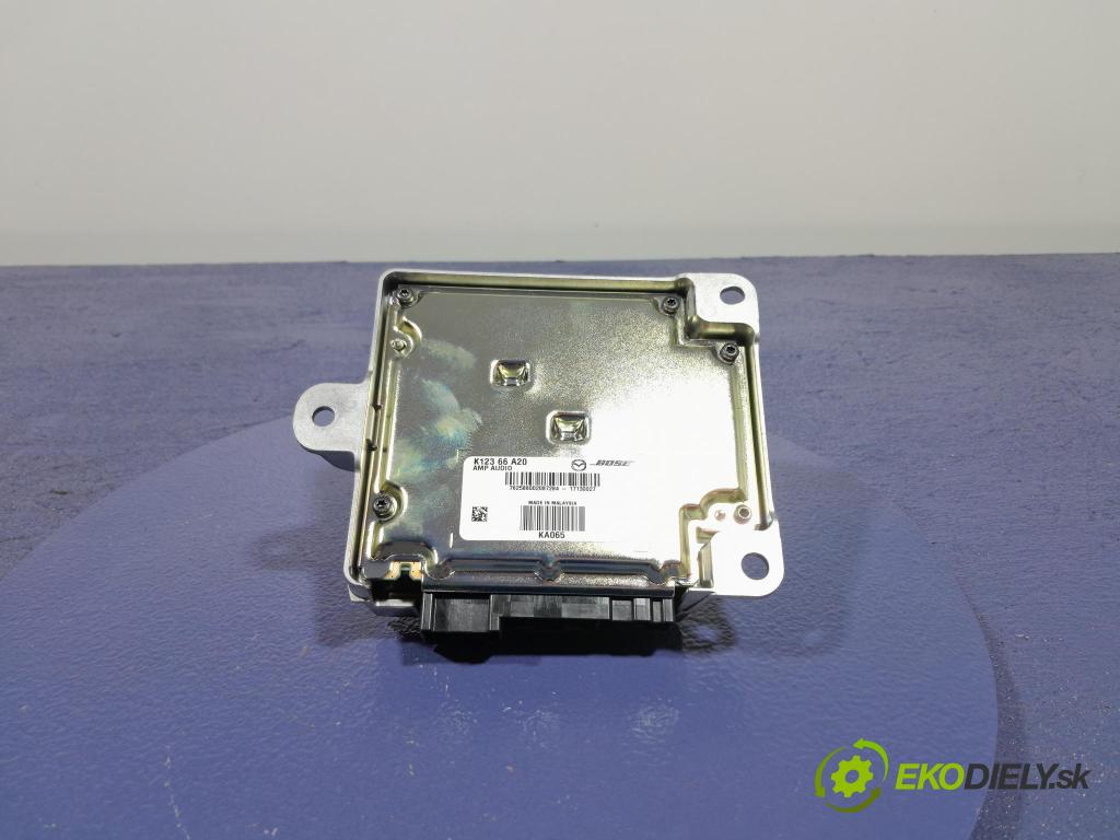 Mazda Cx-5 2017 Zesilovač: K12366A20