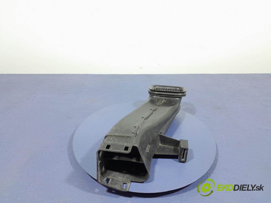 Bmw X5 2020 trubka Vzduch: 8599684