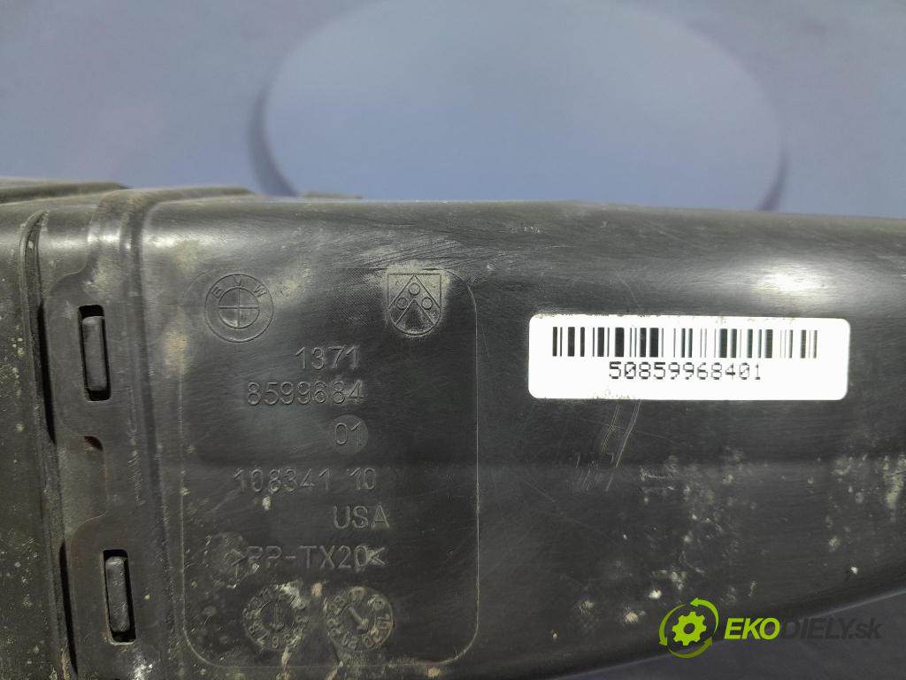 Bmw X5 2020 trubka Vzduch: 8599684