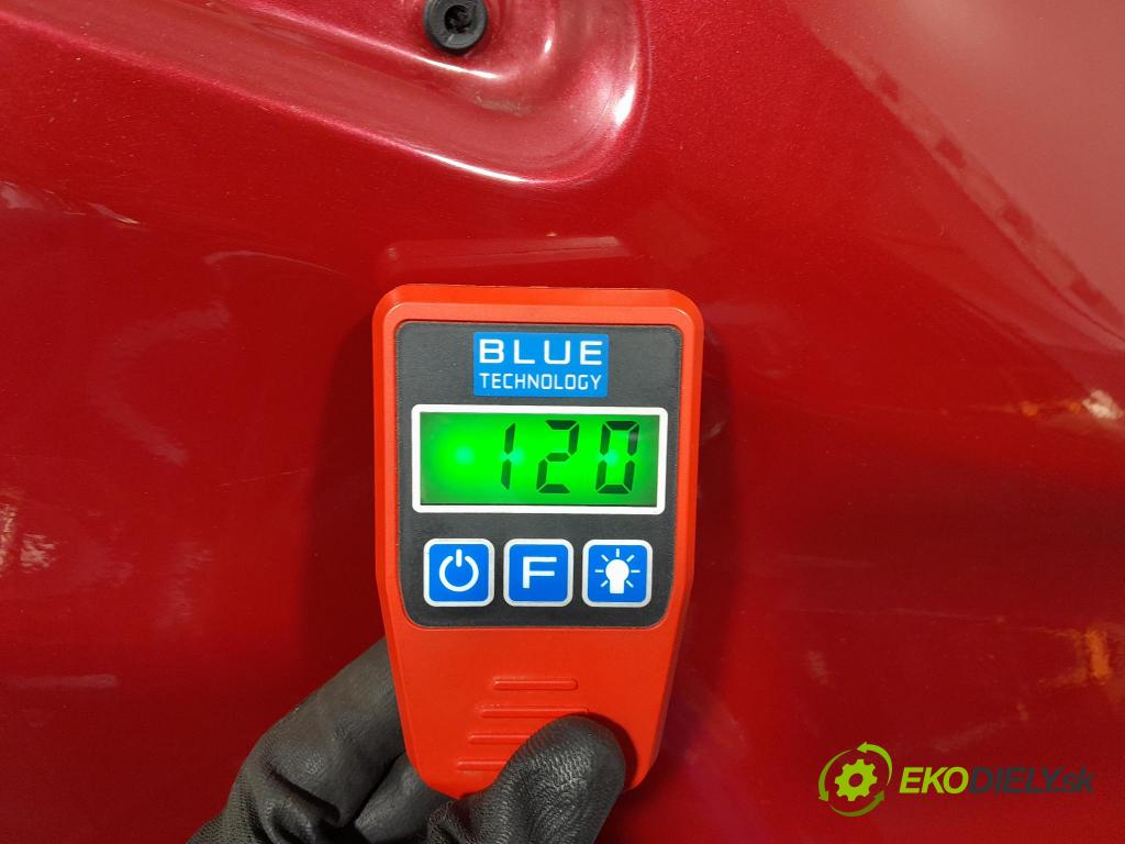 Peugeot 208 2016 blatník Predné v pravo: