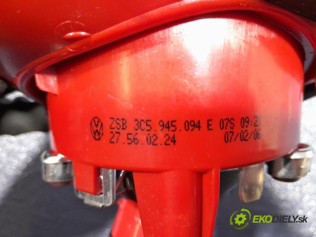 Vw Passat 2006 světlo Zad: Práva: Uvnitř 3C5945094E