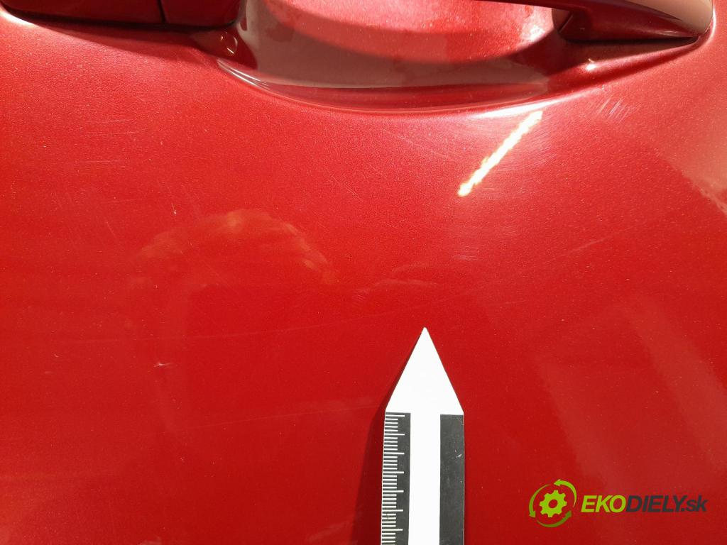 Peugeot 208 2016 dvere Predné pravé