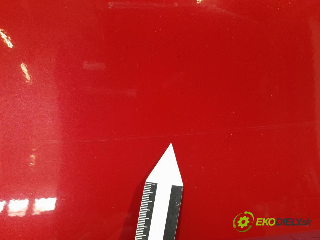 Peugeot 208 2016 dvere Predné pravé