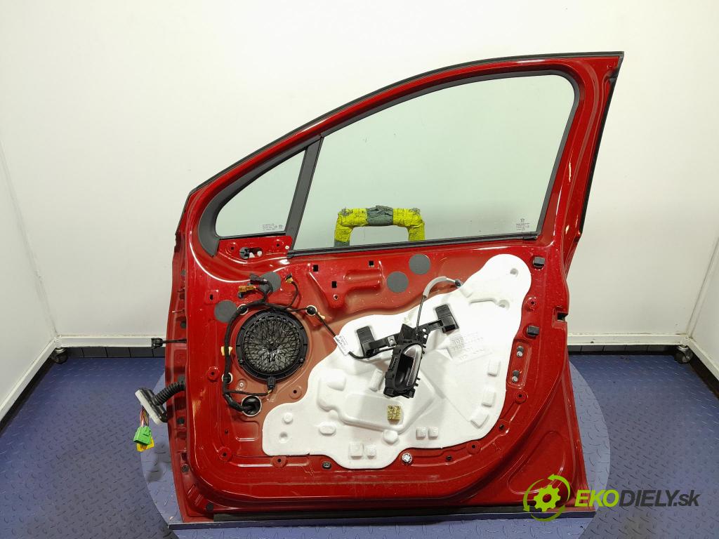 Peugeot 208 2016 dveře před prave 