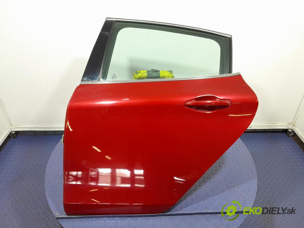 Peugeot 208 2016 dvere zad Vľavo: