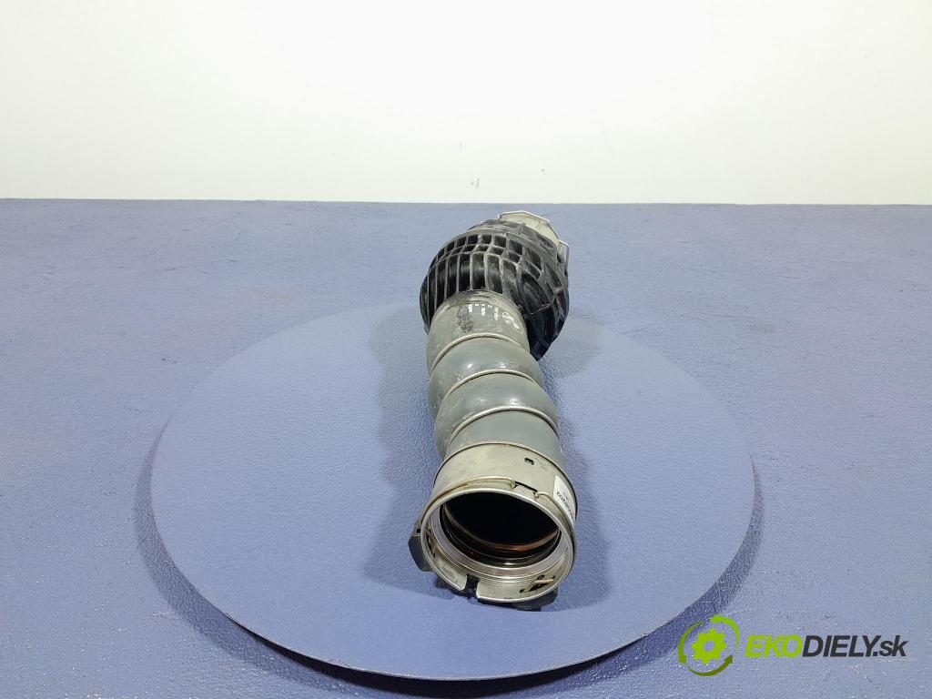 Bmw X5 2020 trubka Vzduch: 8580082