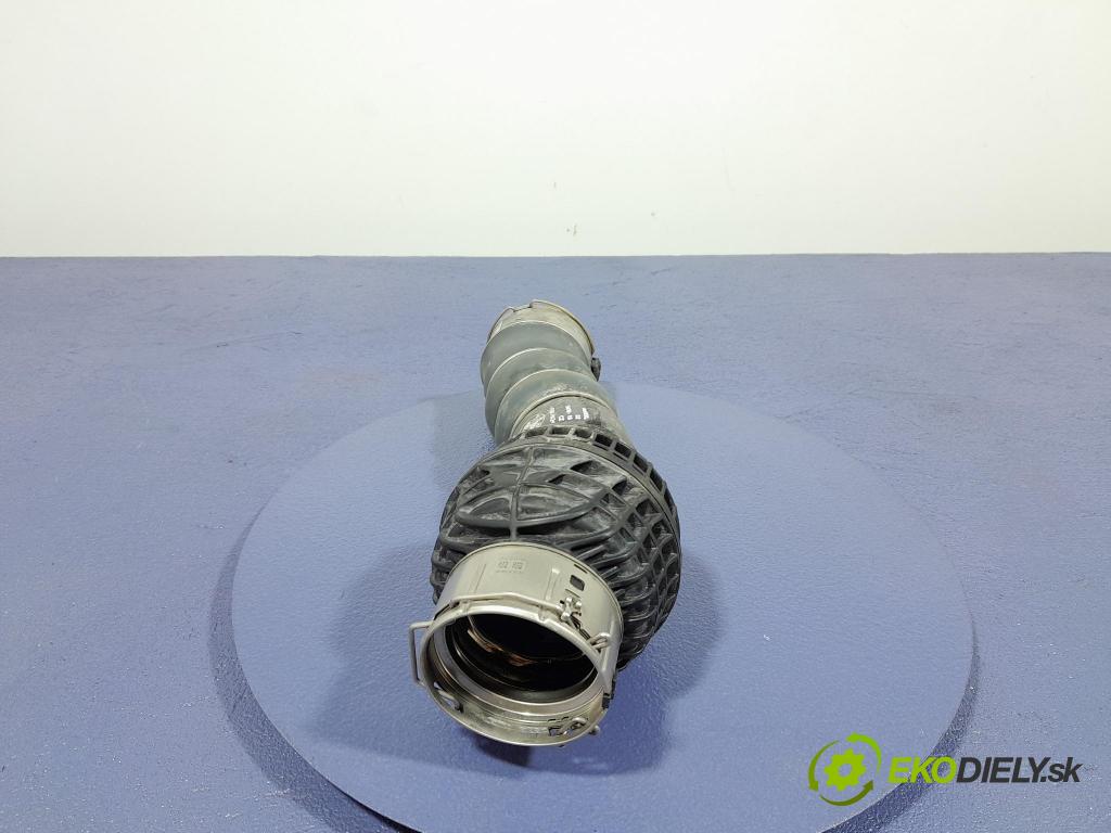 Bmw X5 2020 trubka Vzduch: 8580082