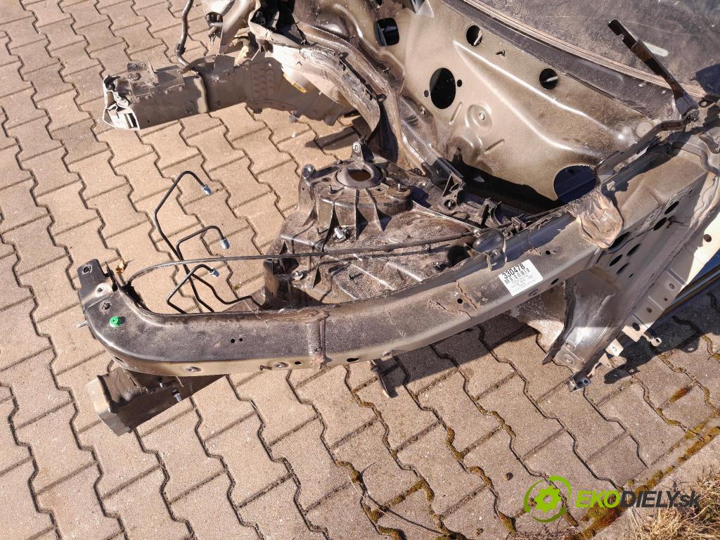 Audi Q8 0 štvrťka ľavá