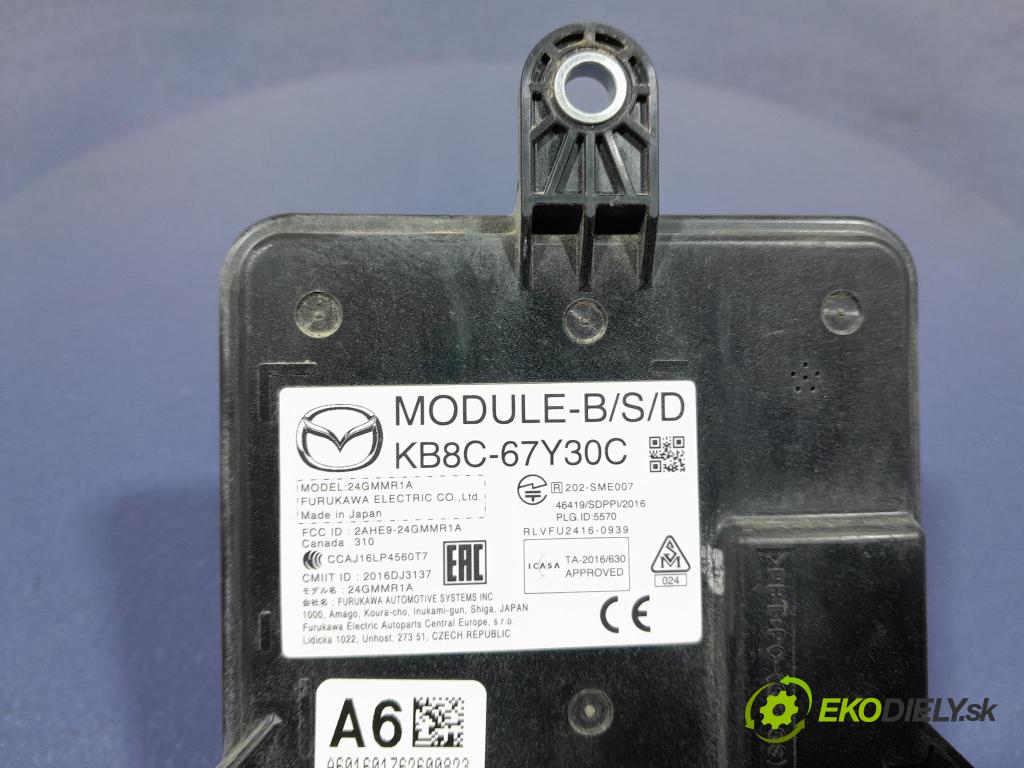 Mazda Cx-5 2017 Radar: KB8C67Y30C