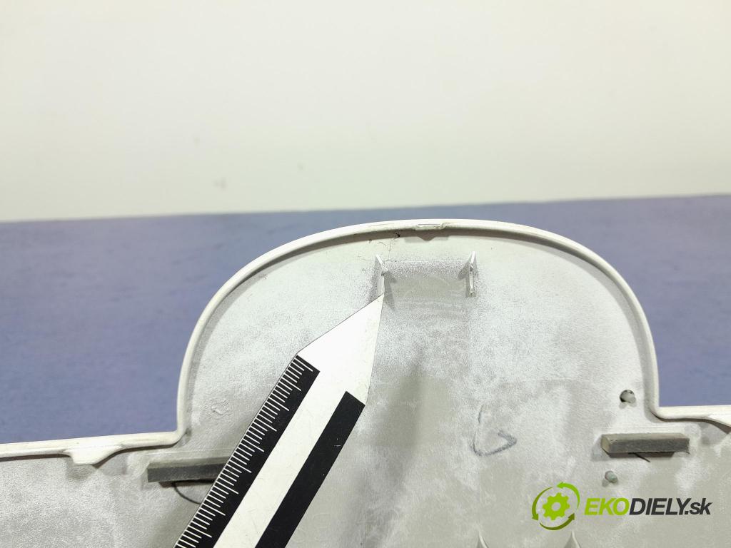 Mazda Cx-5 2017 zaslepka: Zad: KB7W50811