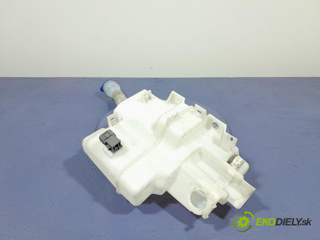 Mazda Cx-5 2017 nádržka Podložka: KD3567480