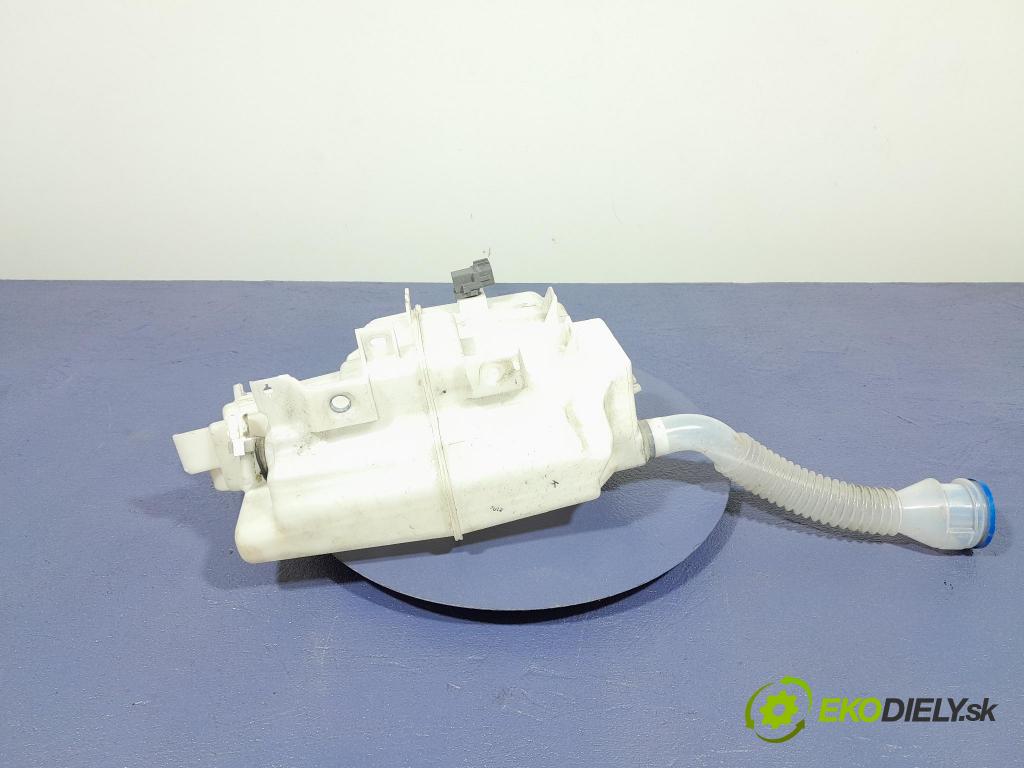 Mazda Cx-5 2017 nádržka Podložka: KD3567480