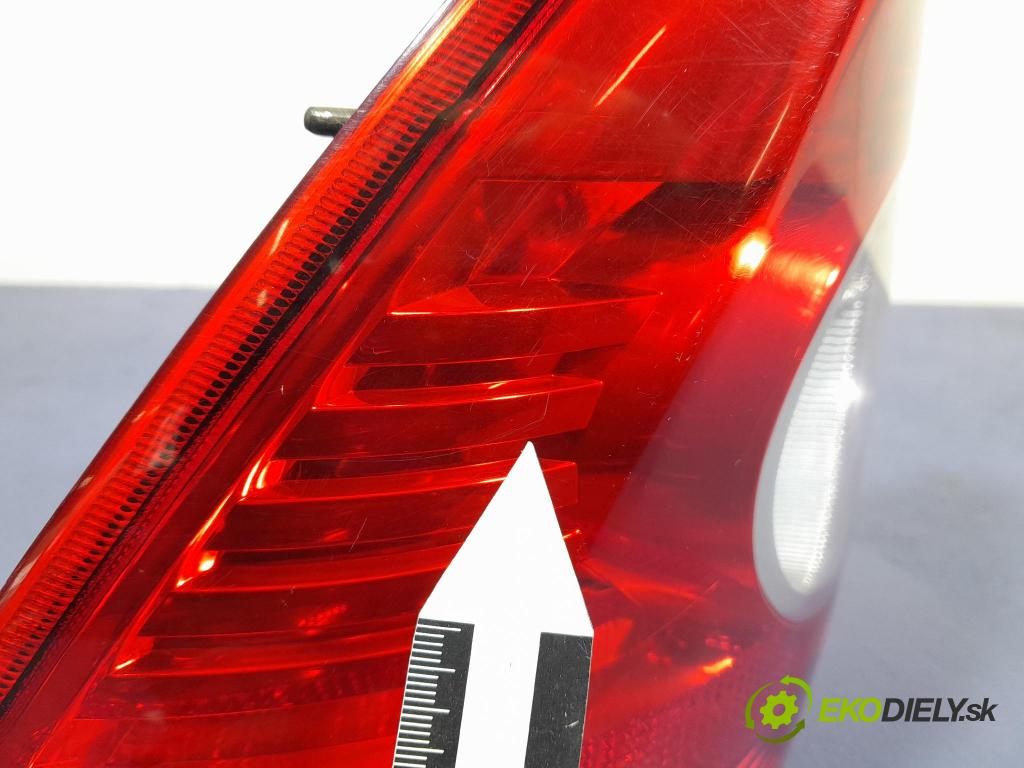 Ford Focus 2009 svetlo / reflektor zad ľavá Vonkajsia: 5M51-13405-B