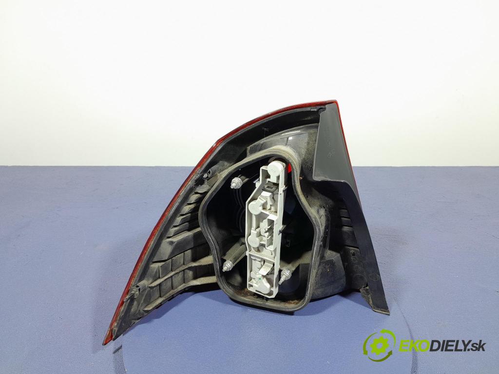 Ford Focus 2009 svetlo / reflektor zad Prava: Vonkajsia: 5M51-13404-B