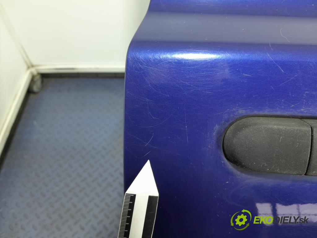 Nissan Micra 2003 dvere Predné pravé 01