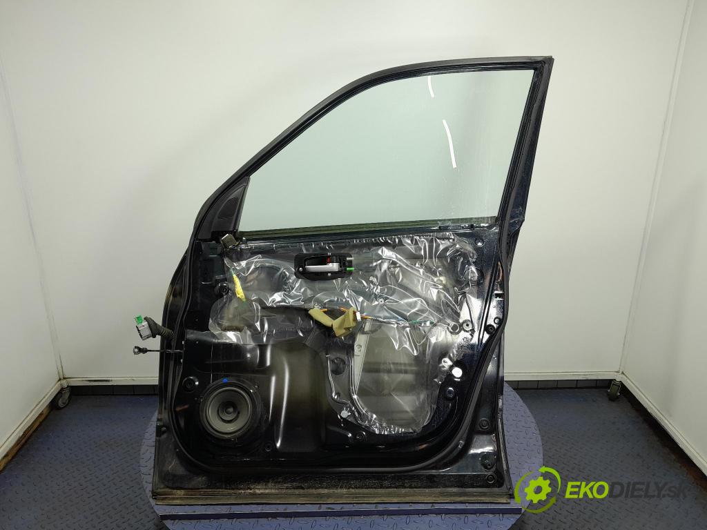 Suzuki Grand vitara 2010 dveře před prave 01