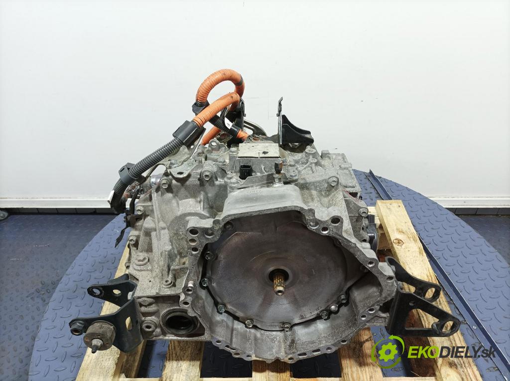 Toyota Prius 2013 prevodovka automatická CVT